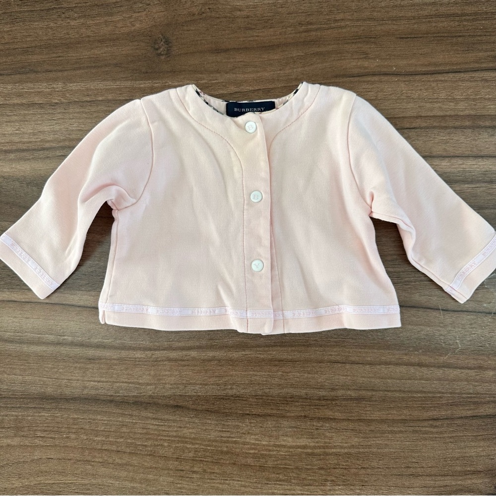 *RETIRED STYLE* LIKE NEW Burberry Light Pink BABY Button Detail Cardigan